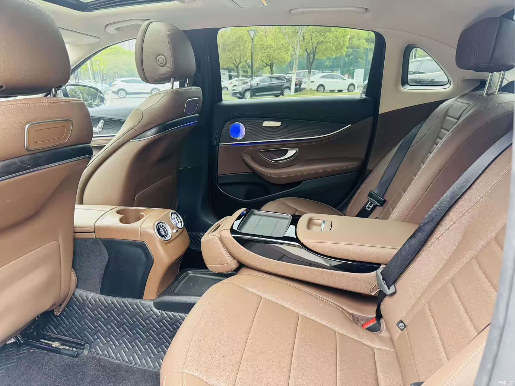 Mercedes-Benz E-Class, 2017 13