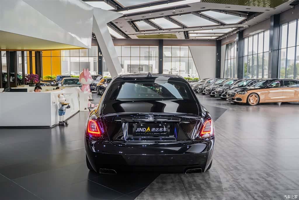 Rolls-Royce Ghost, 2022 24