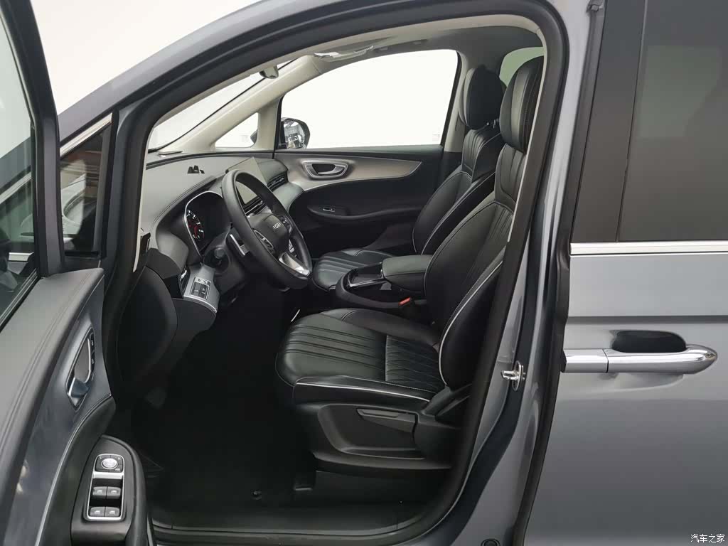 Roewe iMAX8, 2022 9