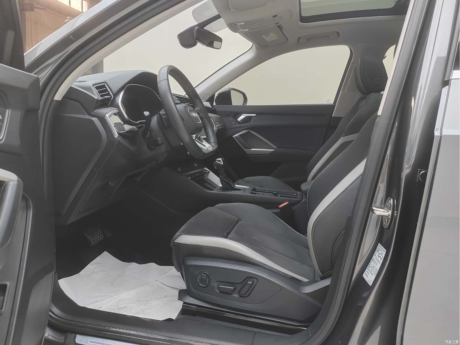 Audi Q3, 2022 9