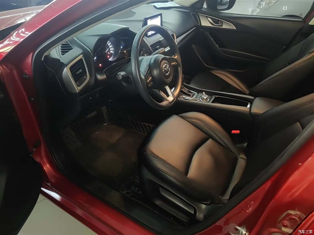 Mazda Mazda3, 2018 16