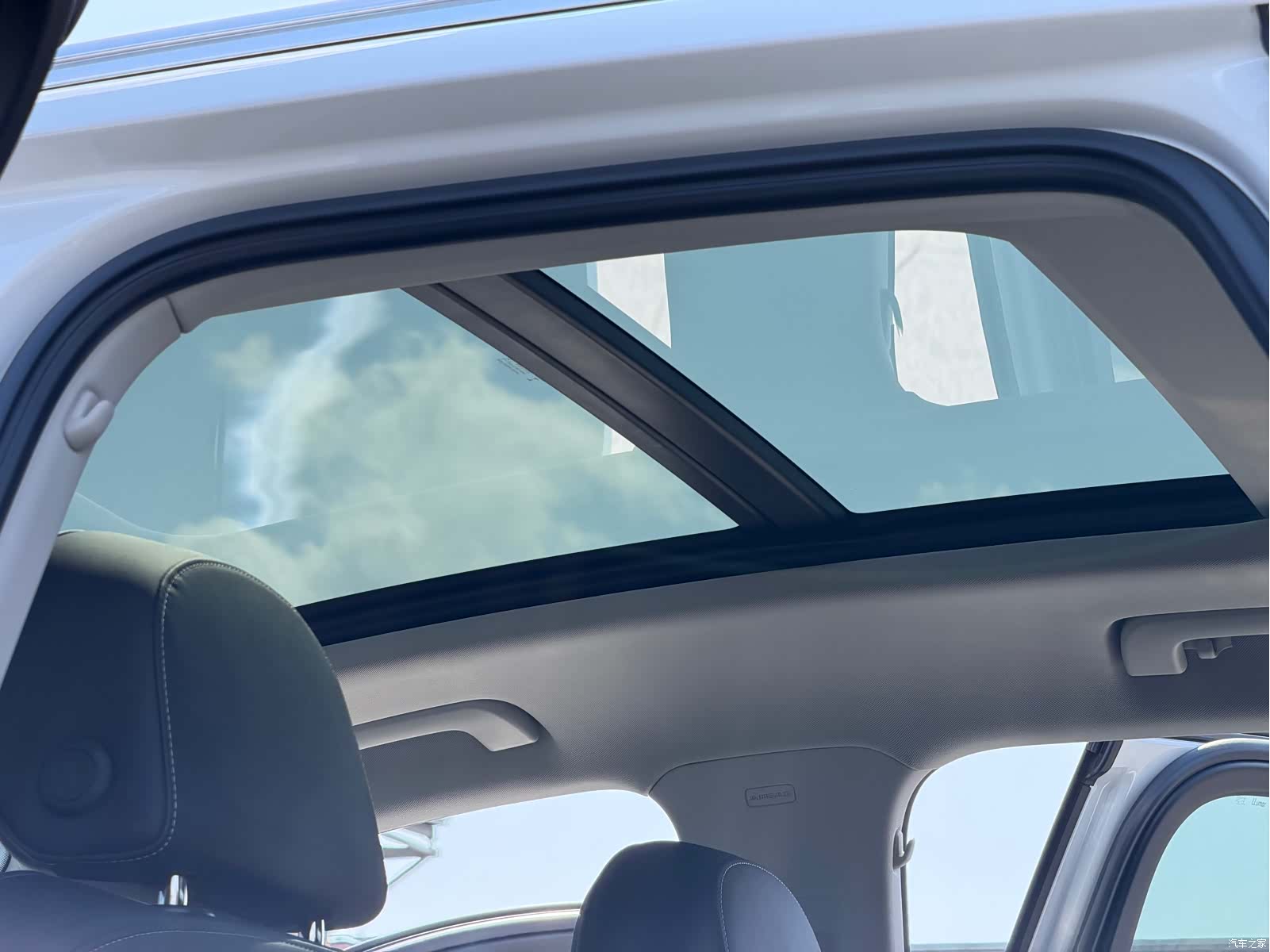 Audi Q3, 2021 24