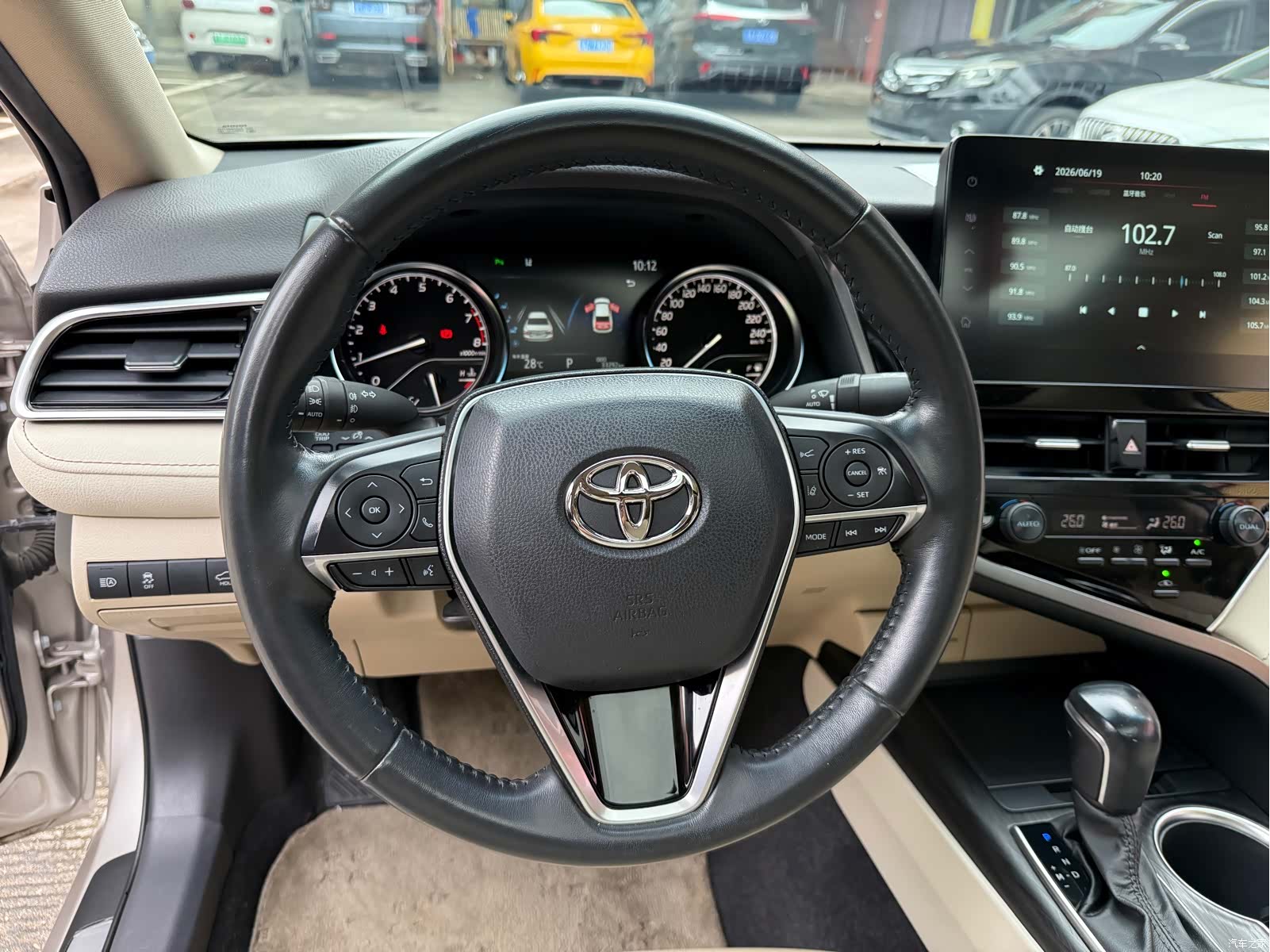 Toyota Camry, 2021 12