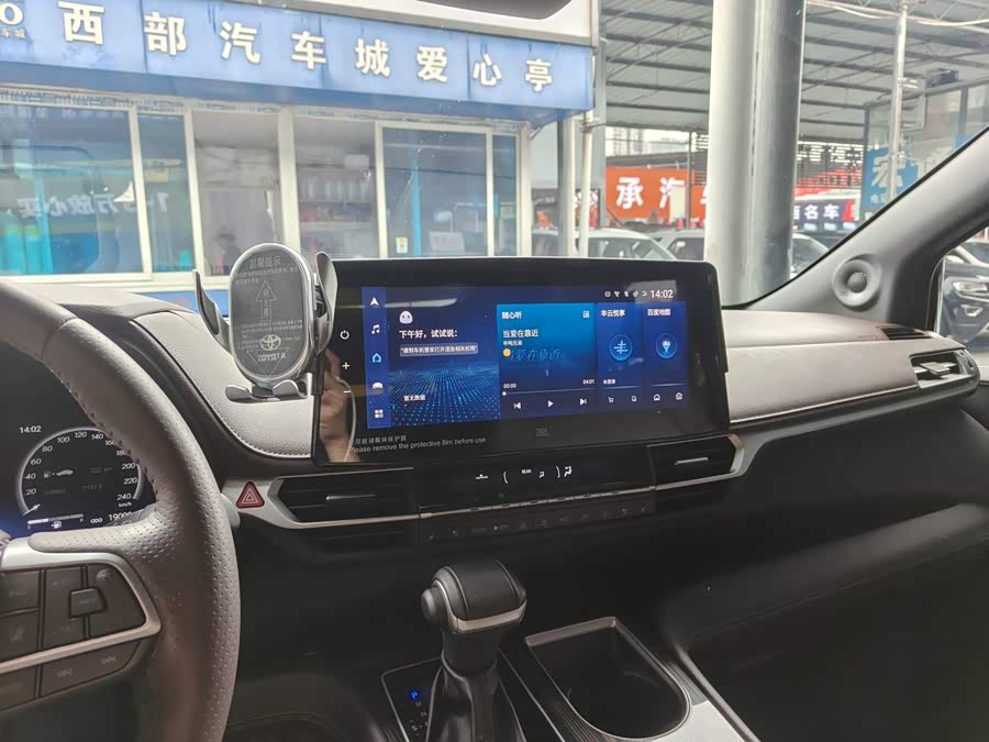 Toyota SIENNA 2023, фото 13