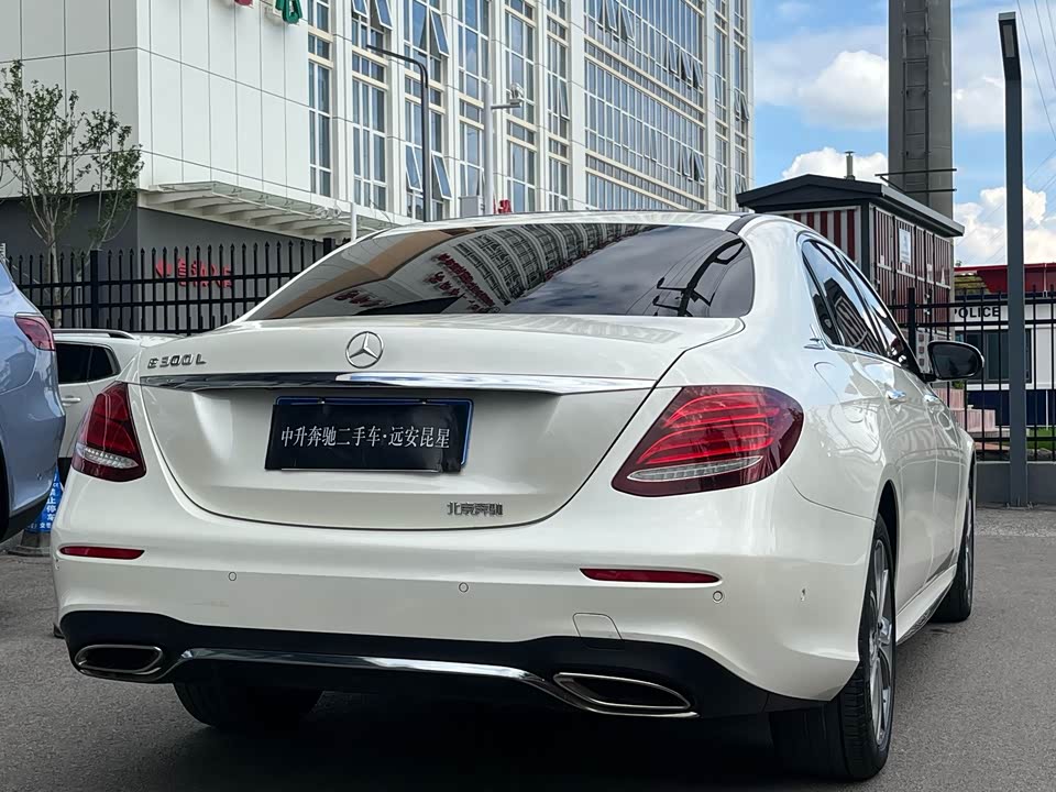 Mercedes-Benz E-class