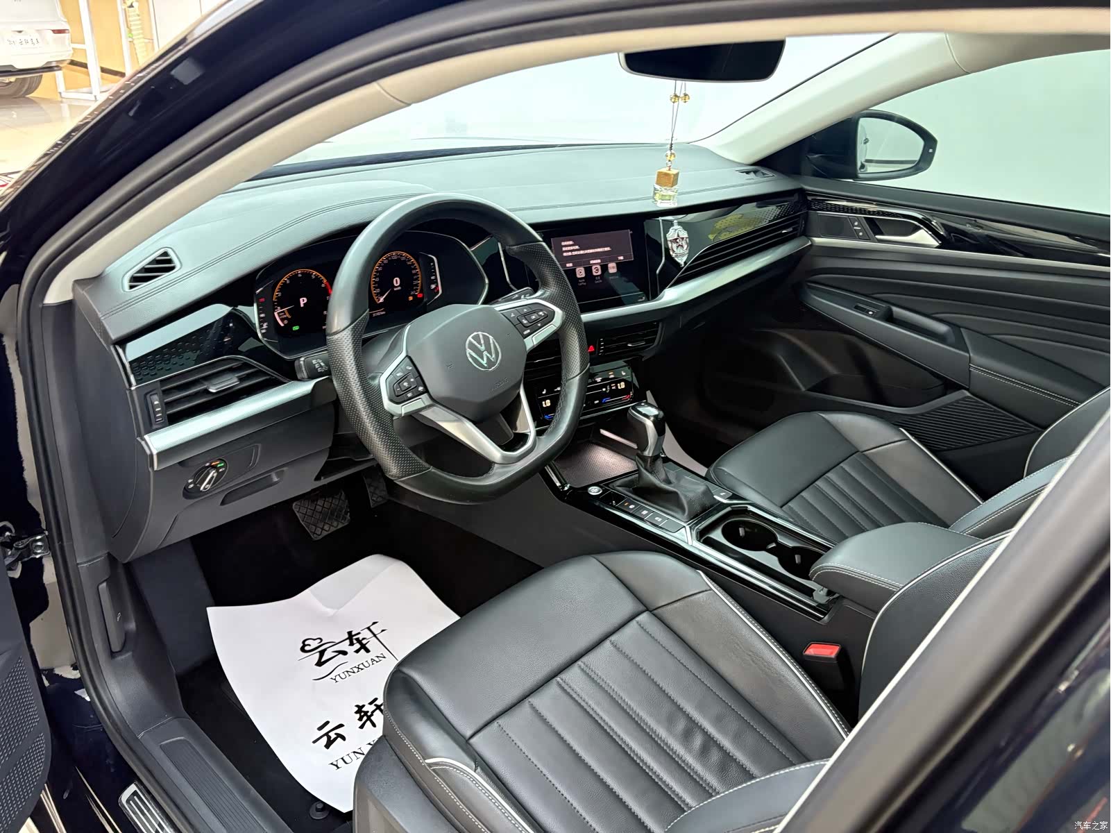 Volkswagen Passat, 2022 7