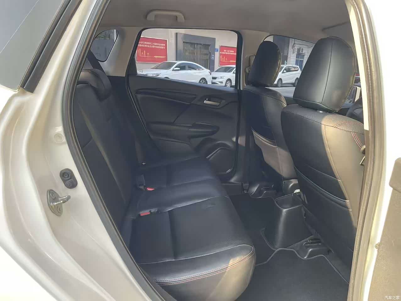 Honda Fit, 2016 11