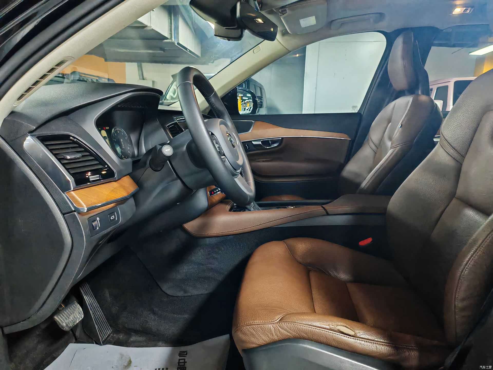 Volvo XC90, 2020 4