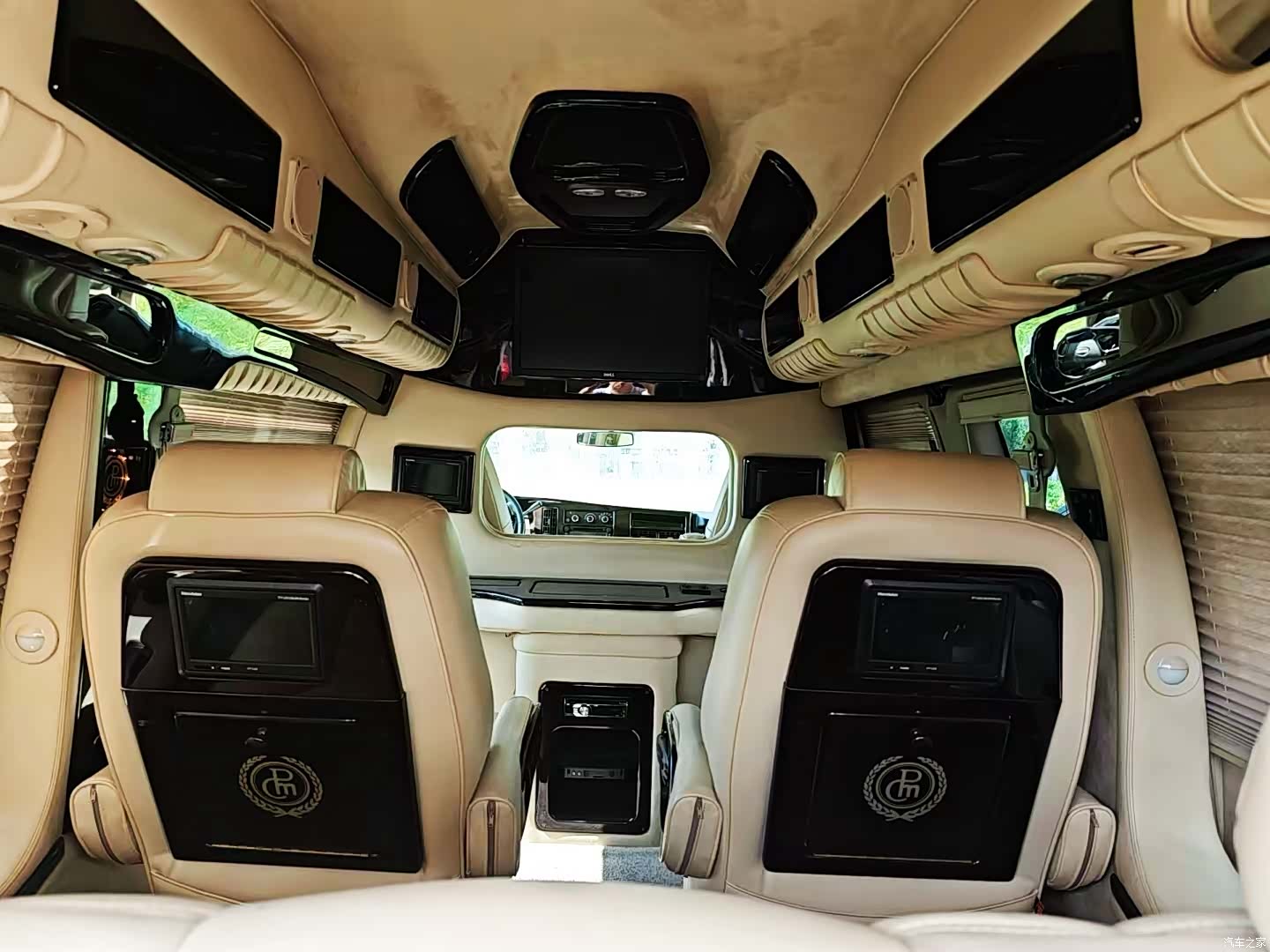 GMC SAVANA, 2011 11