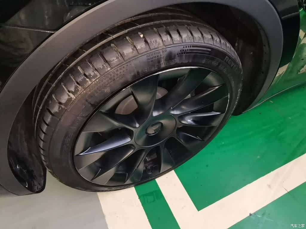 Tesla Model Y, 2021 23
