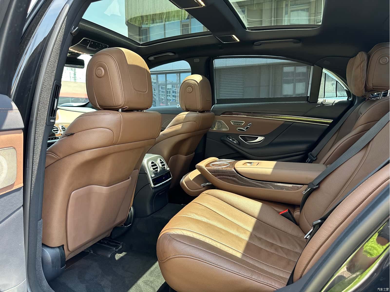 Mercedes-Benz S-Class, 2020 7