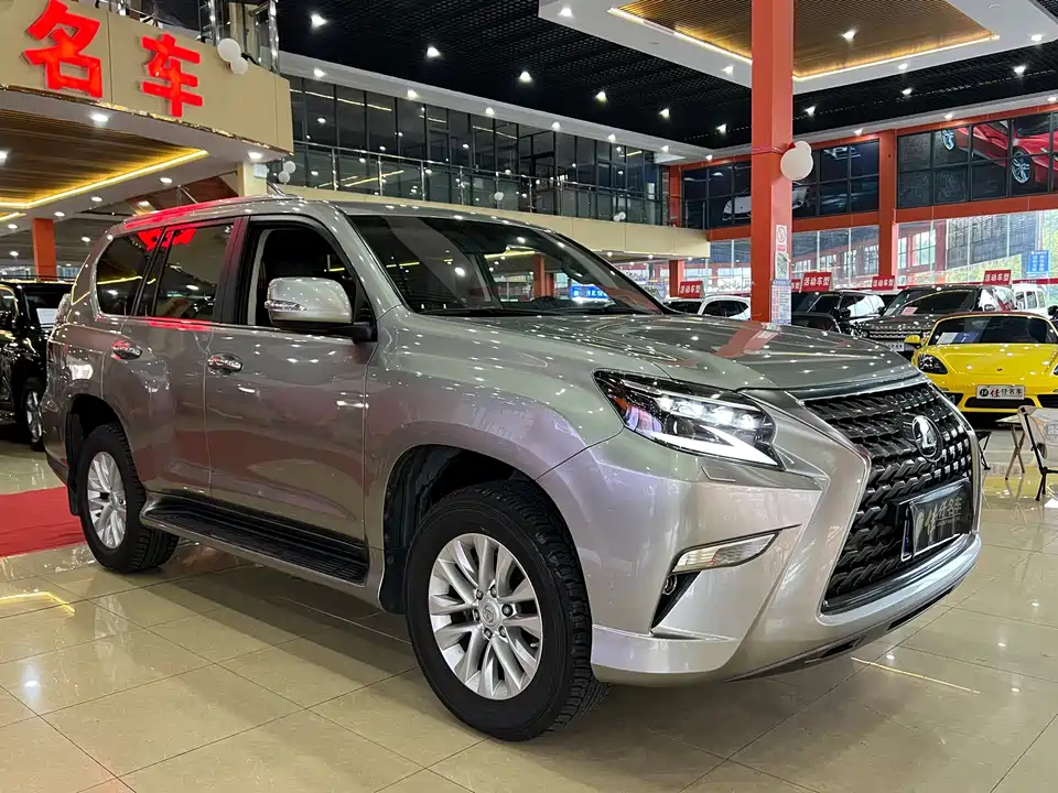 Lexus GX