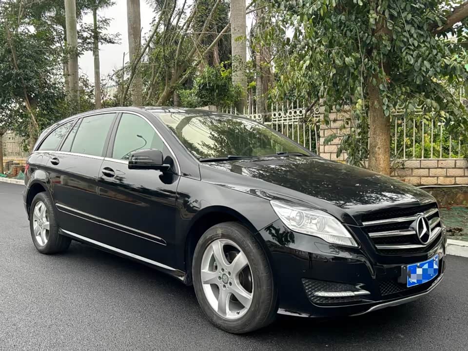 Mercedes-Benz R-class
