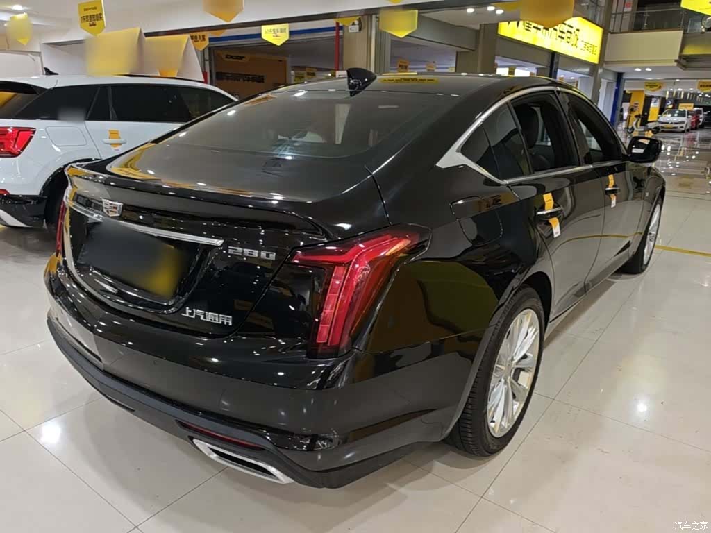 Cadillac CT5, 2026 все фото