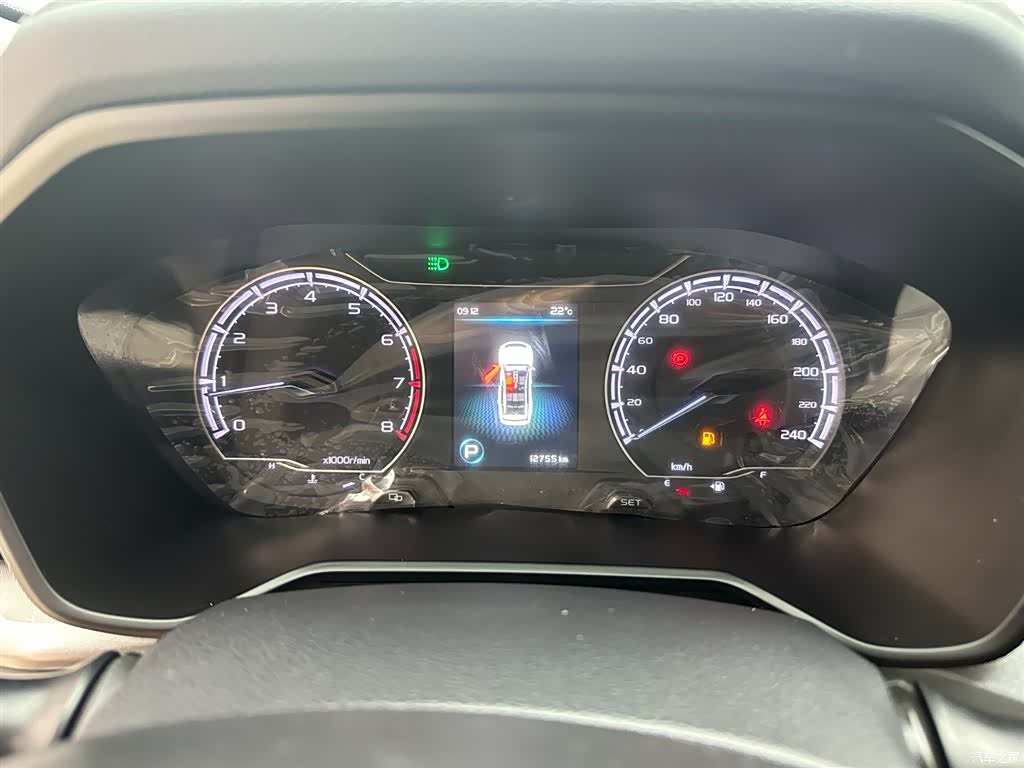 Geely X6, 2024 21