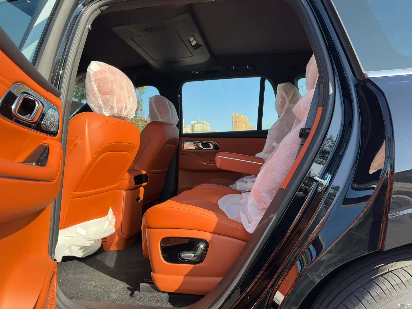 Geely M9, 2026 все фото