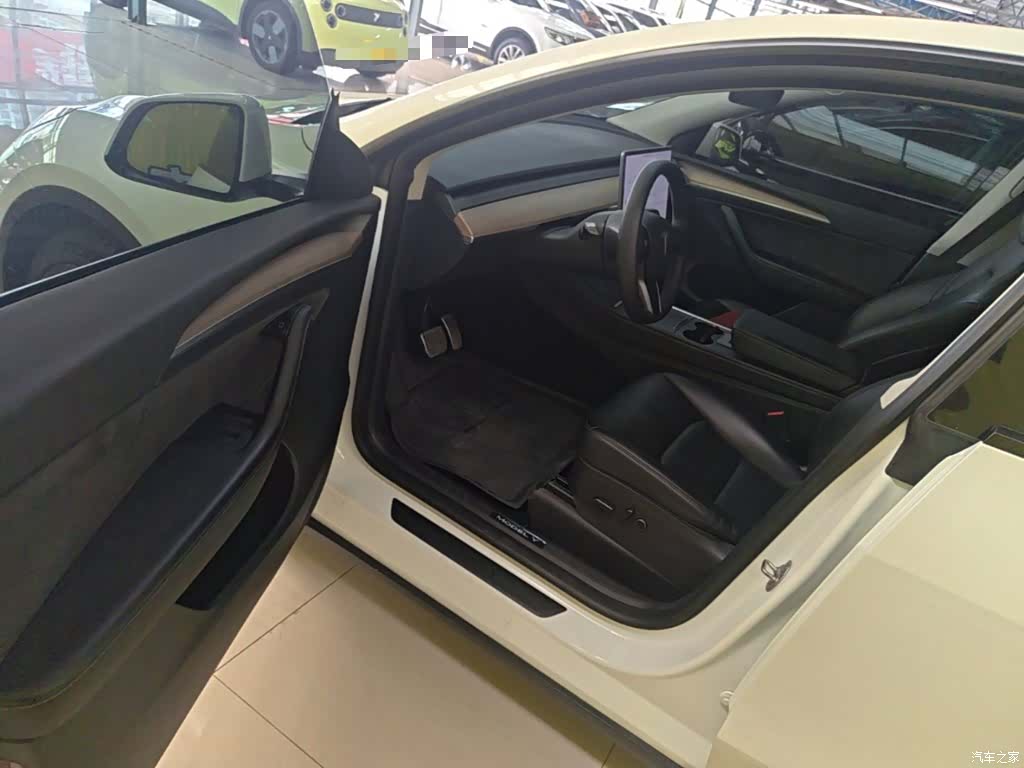 Tesla Model Y, 2021 16
