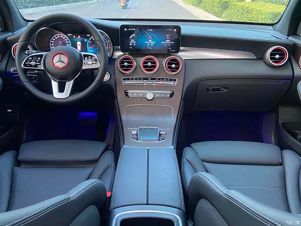 Mercedes-Benz GLC, 2020 10