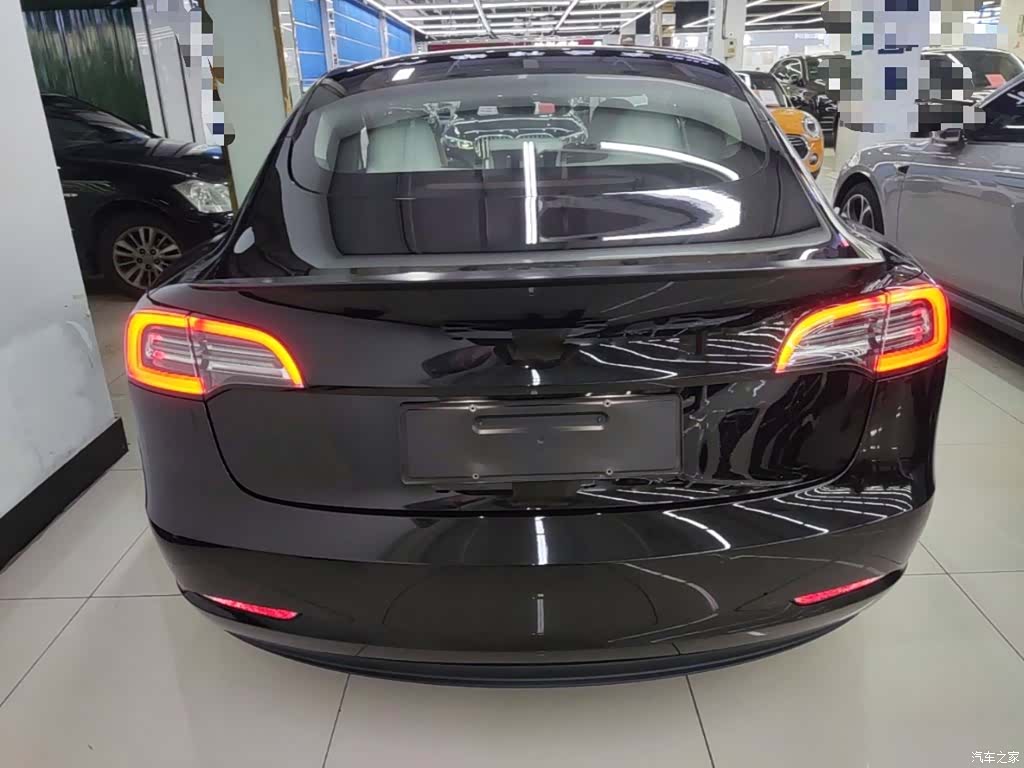 Tesla Model 3, 2022 6