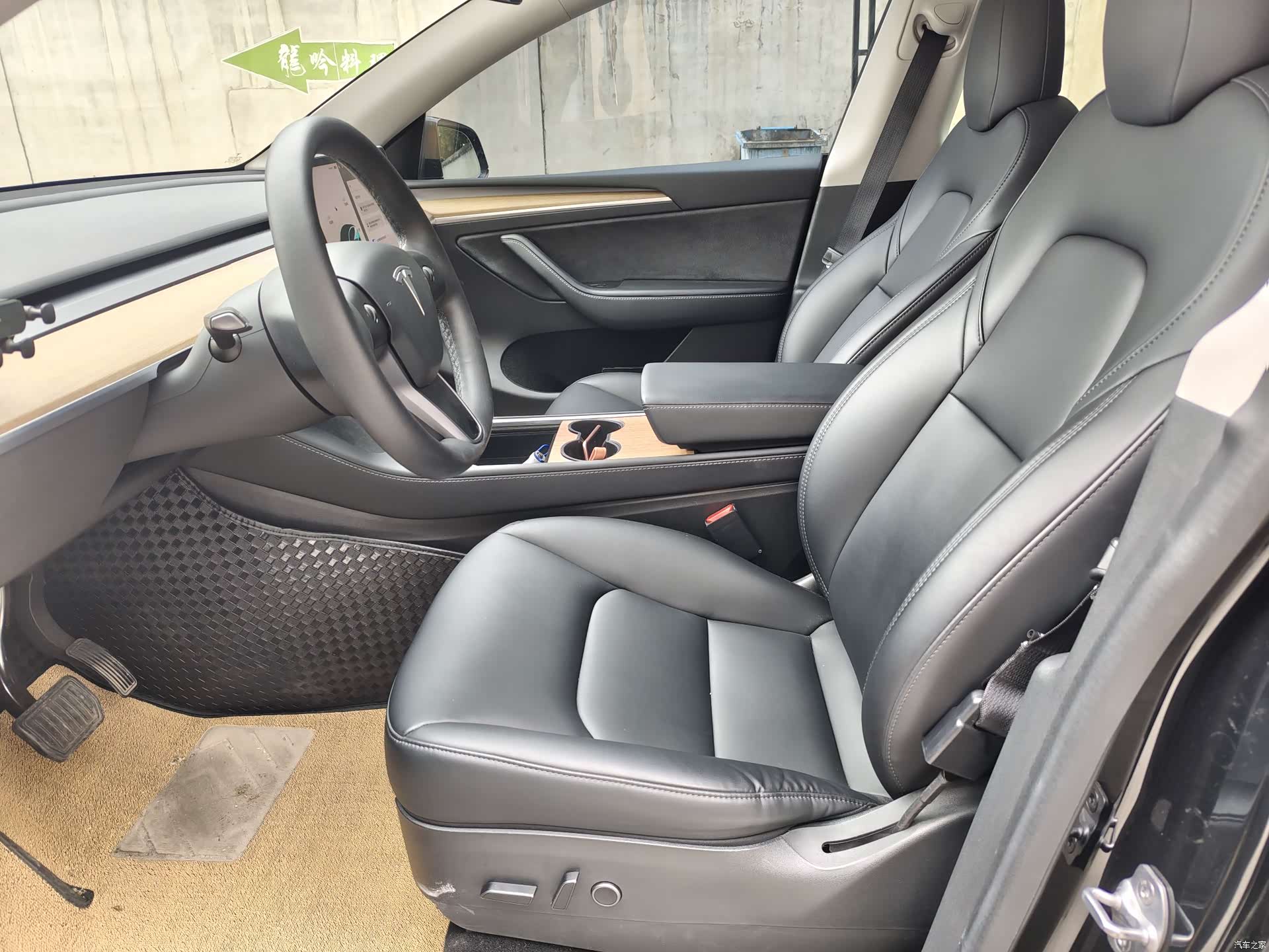 Tesla Model Y, 2022 7