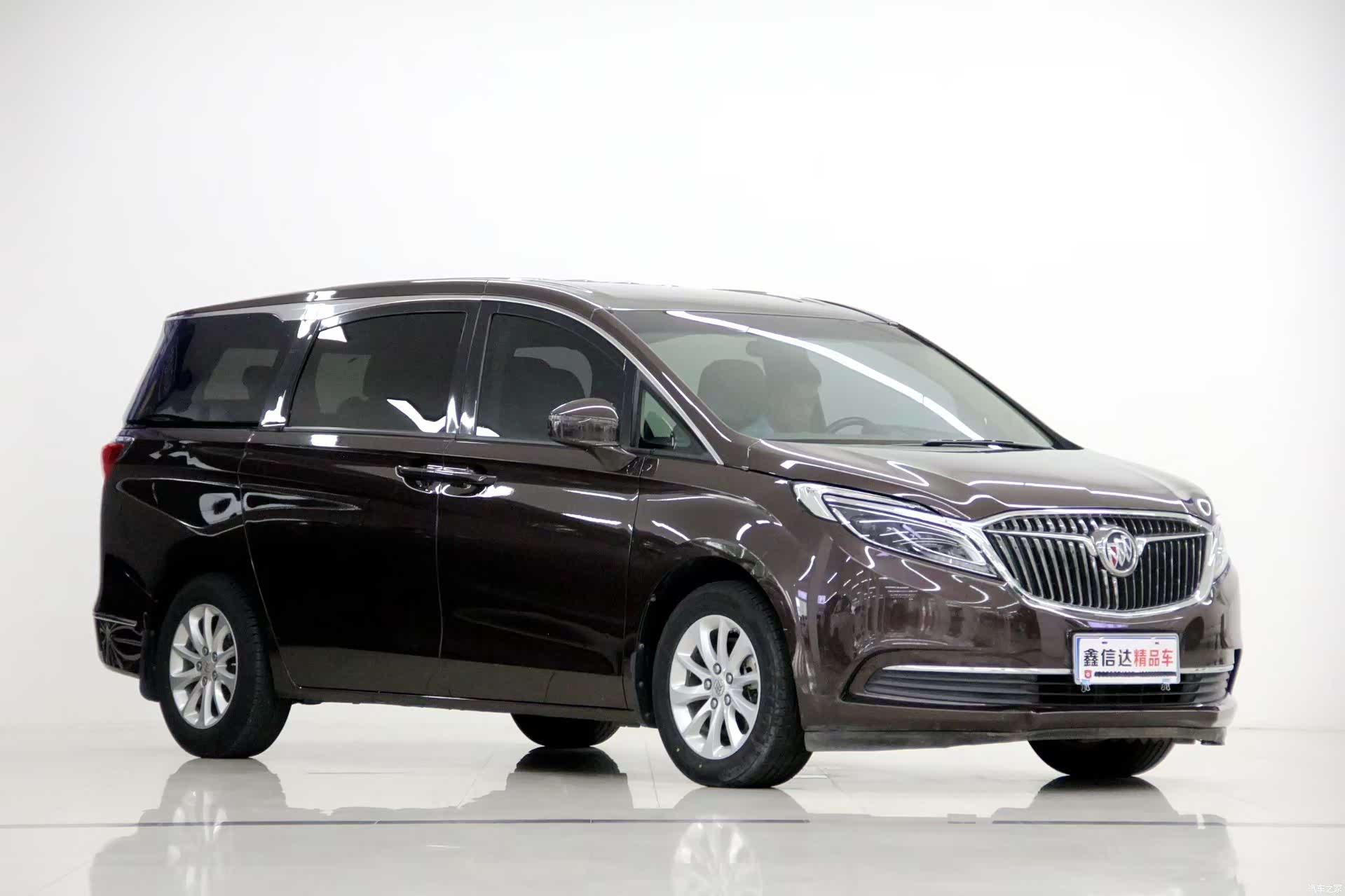 Buick GL8, 2018 3