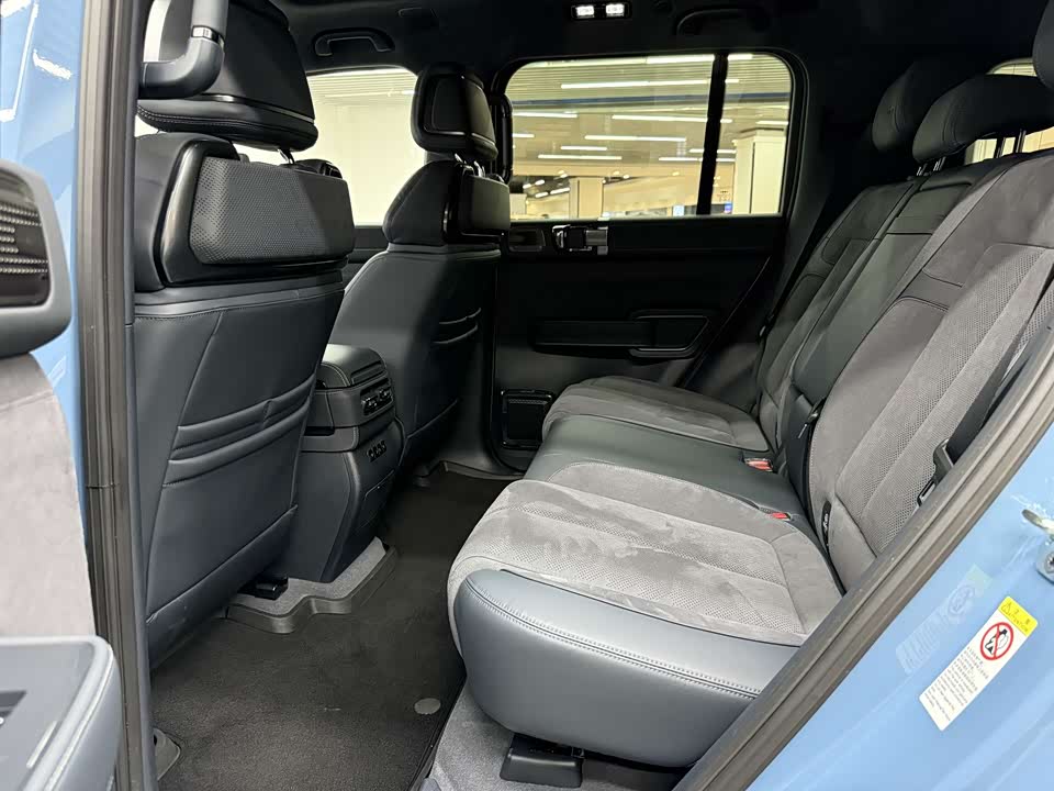 BYD Leopard 5 BYD Leopard 5