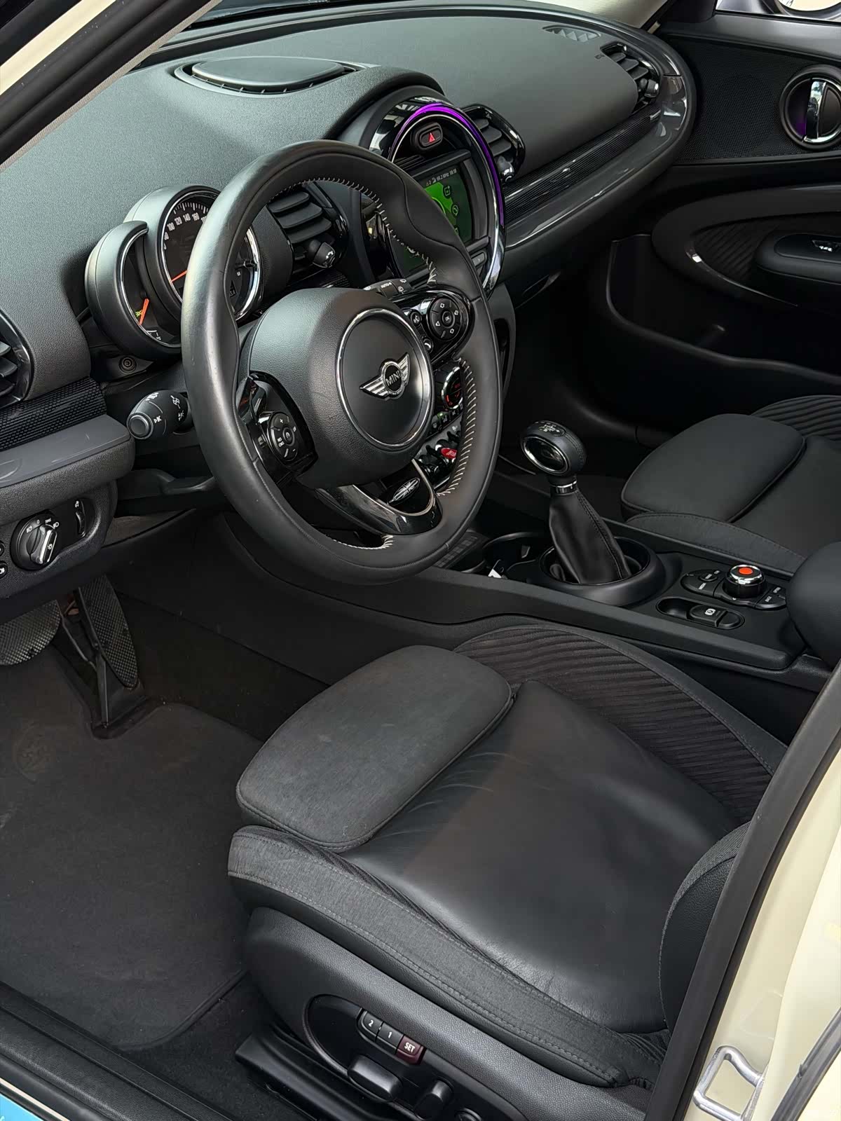 Mini Clubman, 2018 13