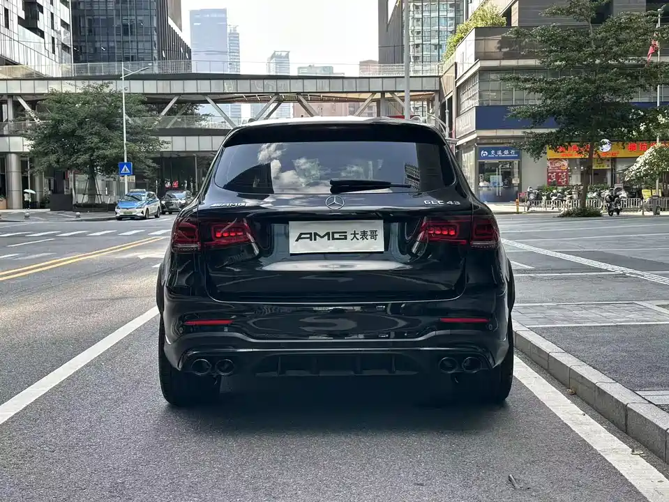 Mercedes-Benz GLC AMG