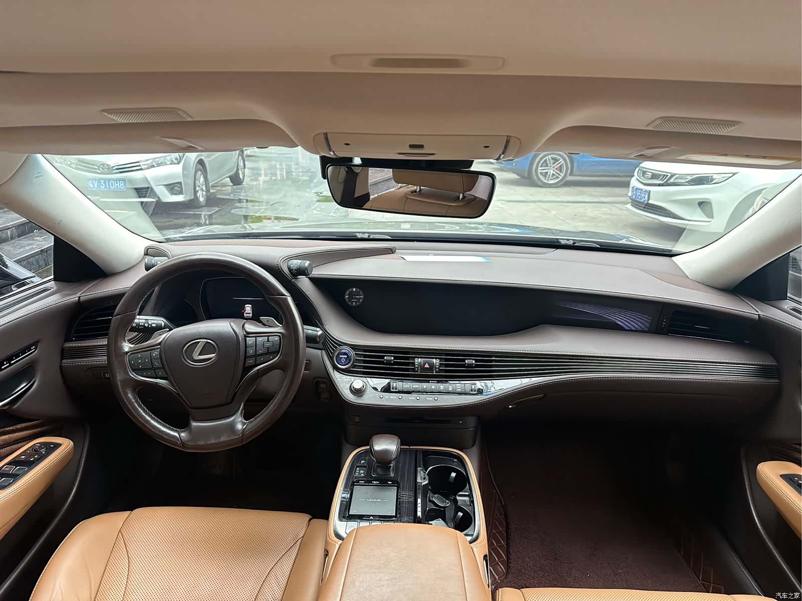 Lexus LS, 2020 все фото