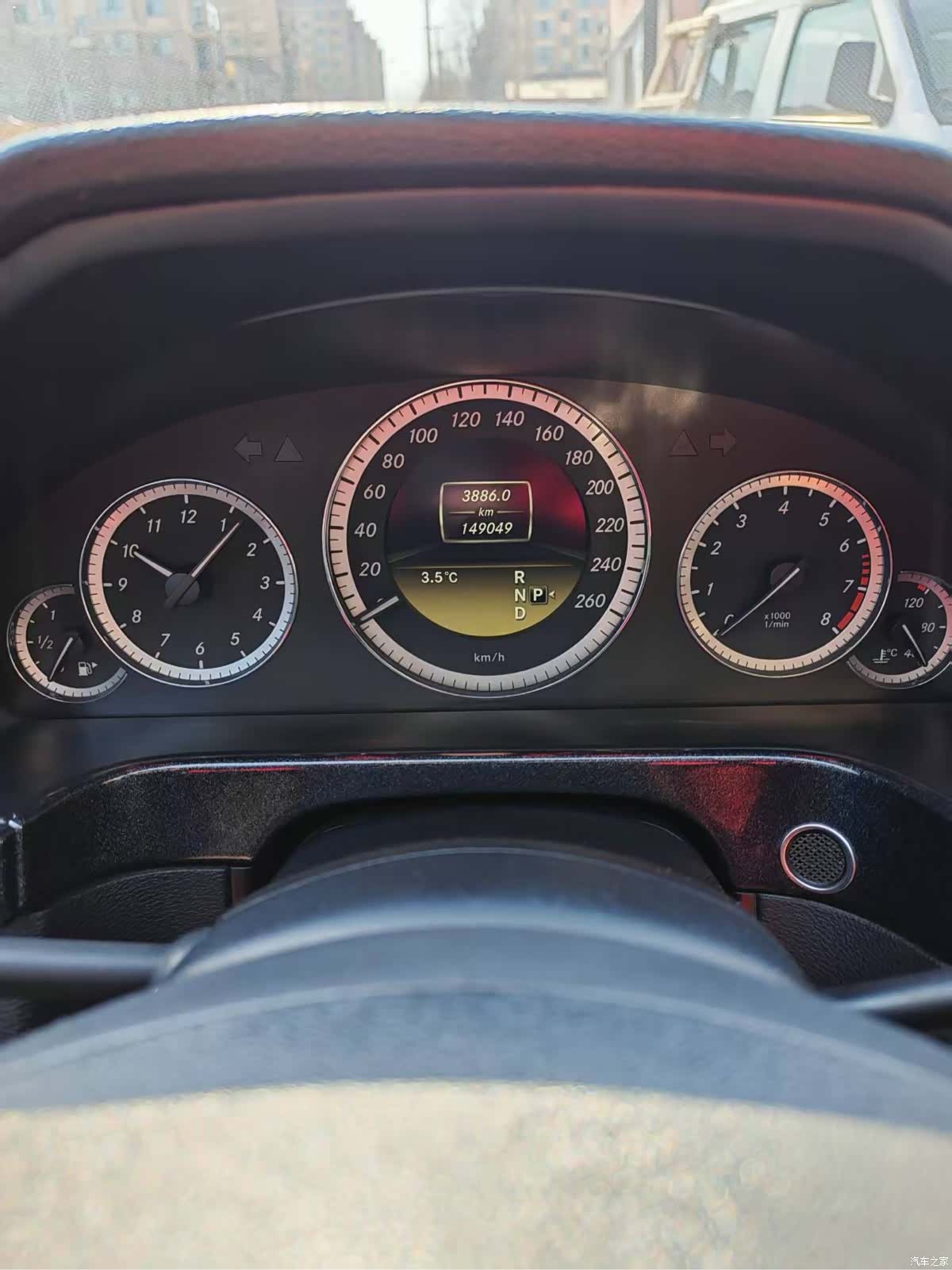 Mercedes-Benz E-Class, 2012 11