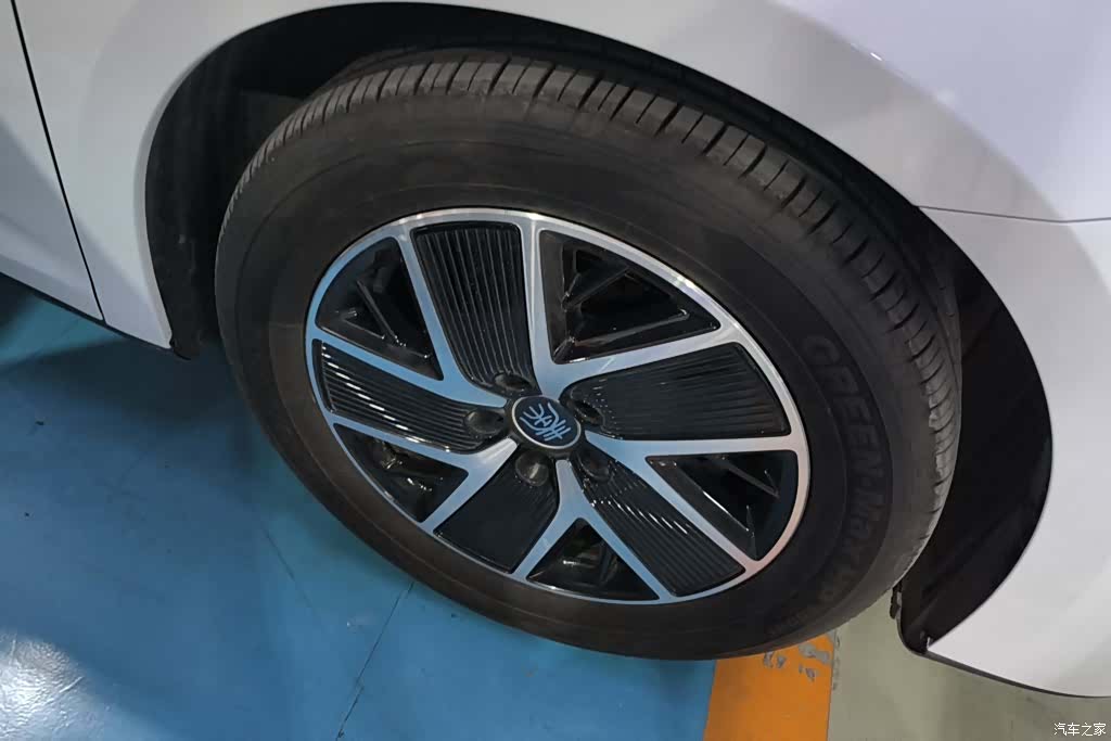 BYD Qin, 2025 6