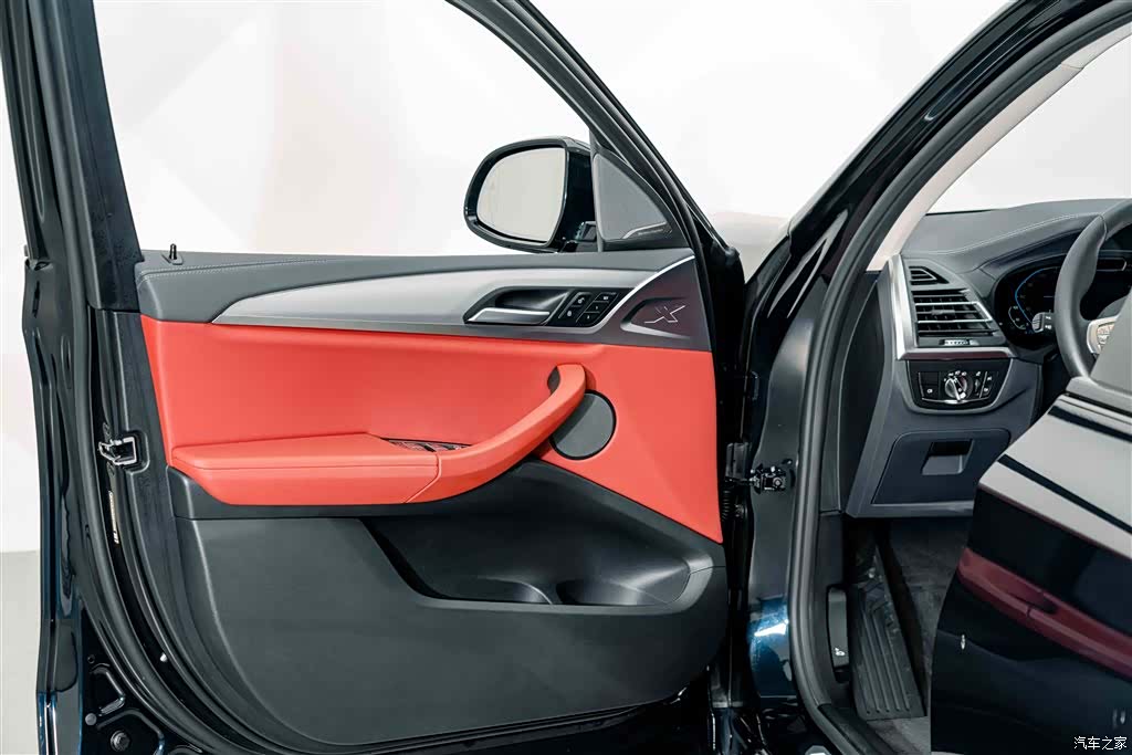 BMW iX3, 2024 18