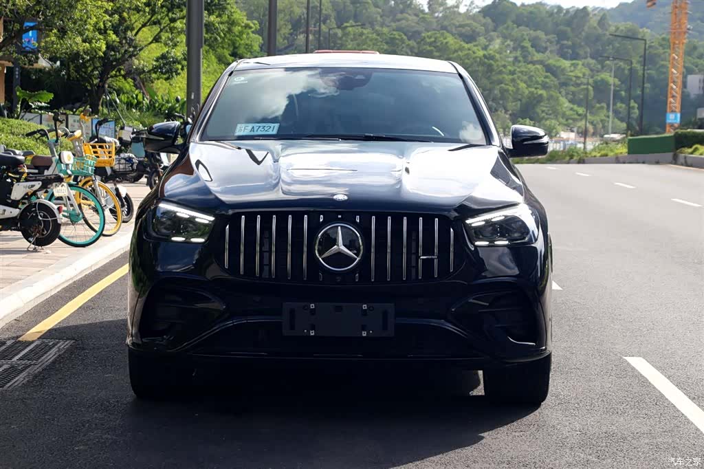 Mercedes-Benz GLE, 2025 2