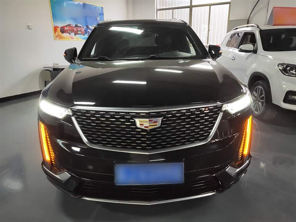 Cadillac XT6