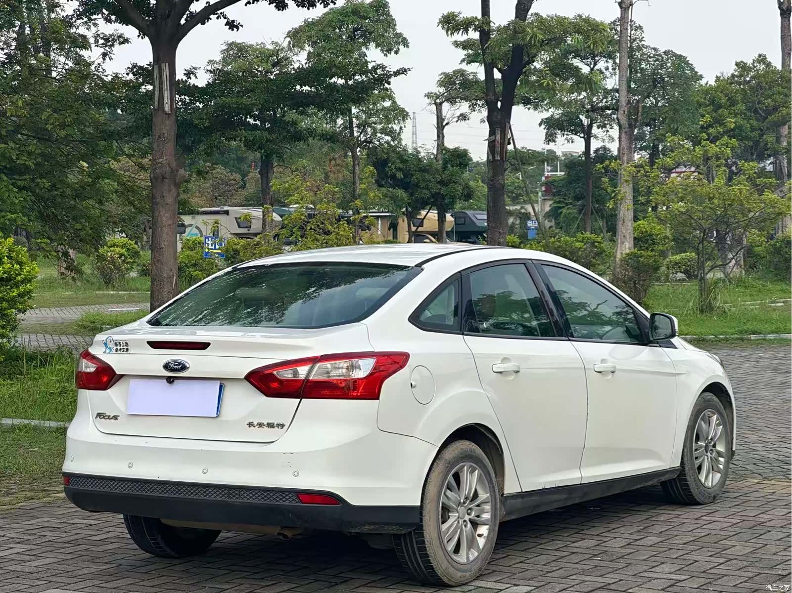 Ford Focus, 2014 9