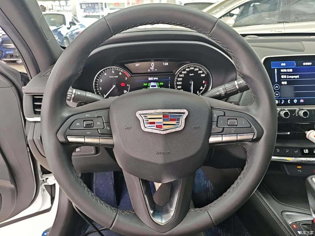 Cadillac CT4, 2022 11