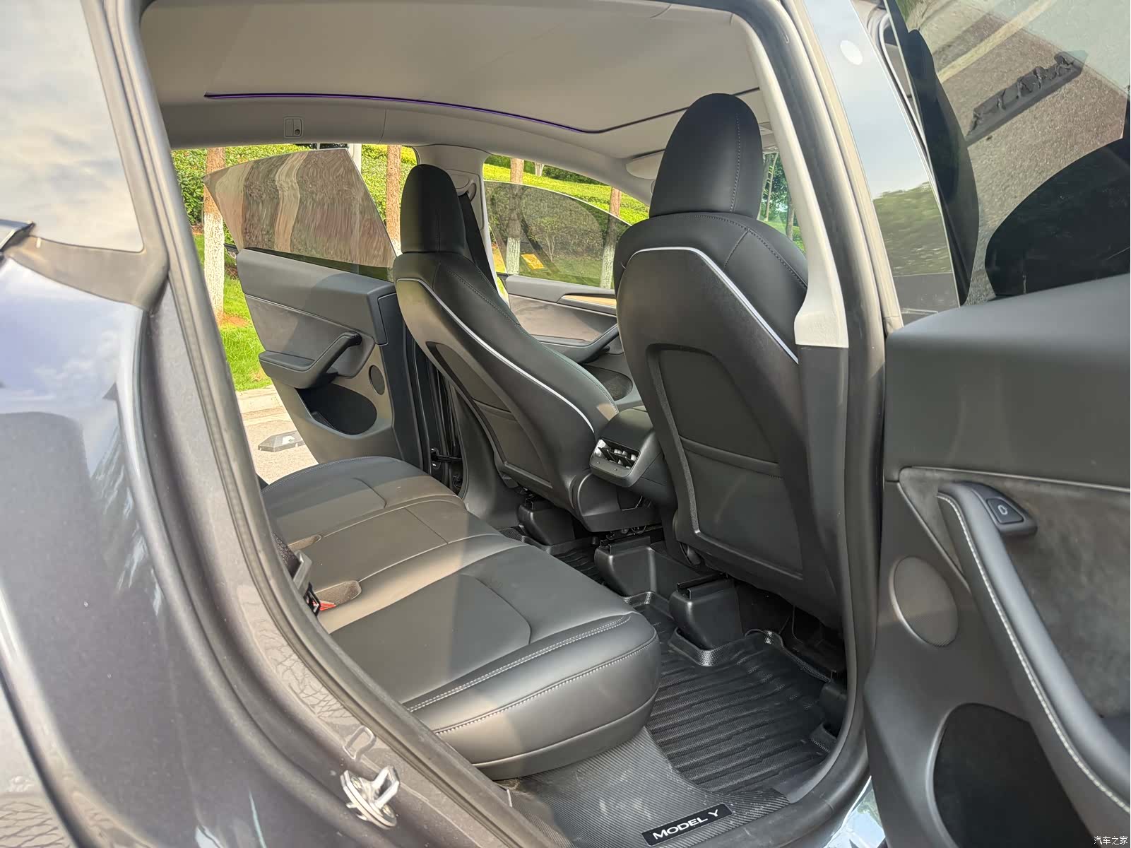Tesla Model Y, 2022 9