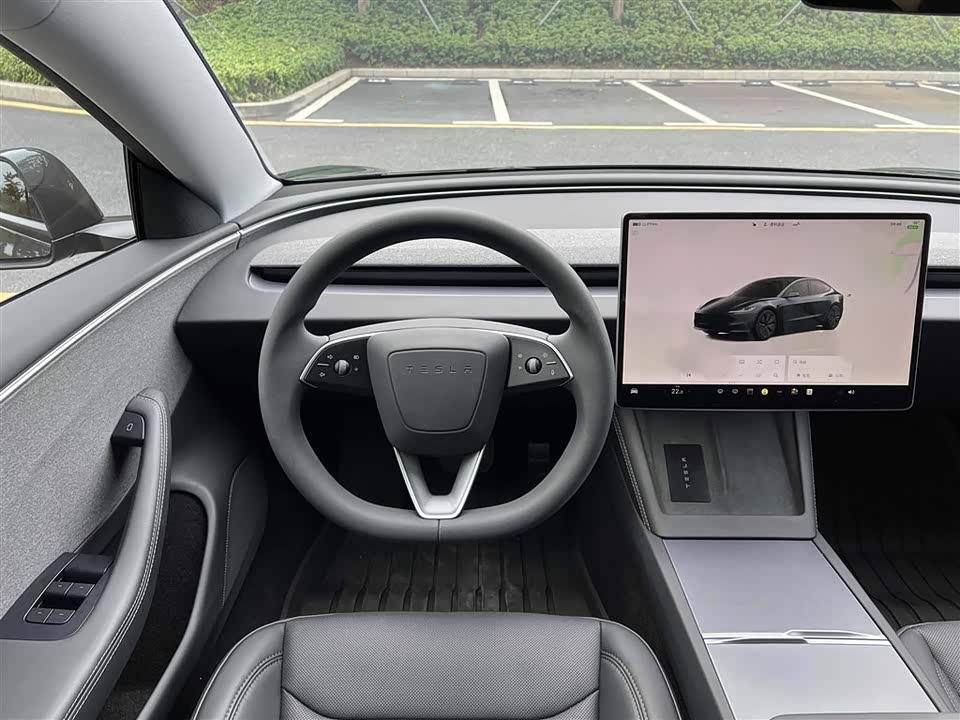 Tesla Model 3 Tesla Model 3
