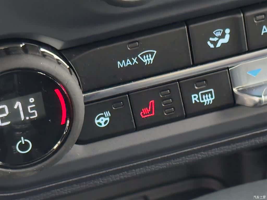 Ford Bronco, 2026 14
