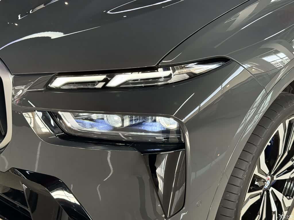 BMW X7, 2023 6
