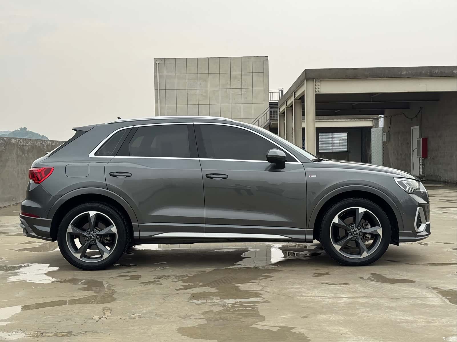 Audi Q3, 2022 все фото