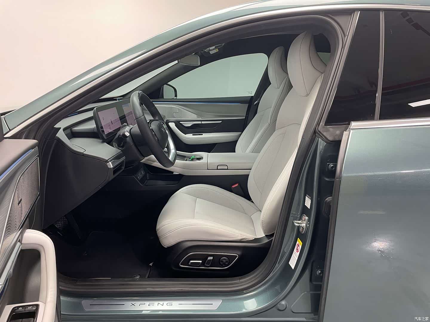 Xpeng P7, 2023 10