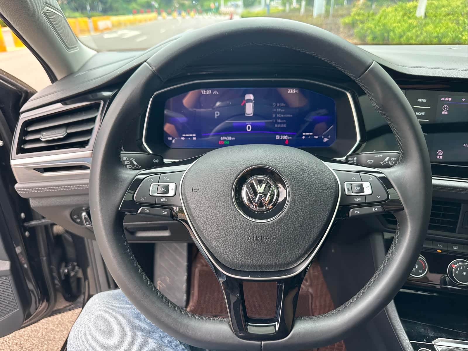 Volkswagen Sagitar, 2022 16