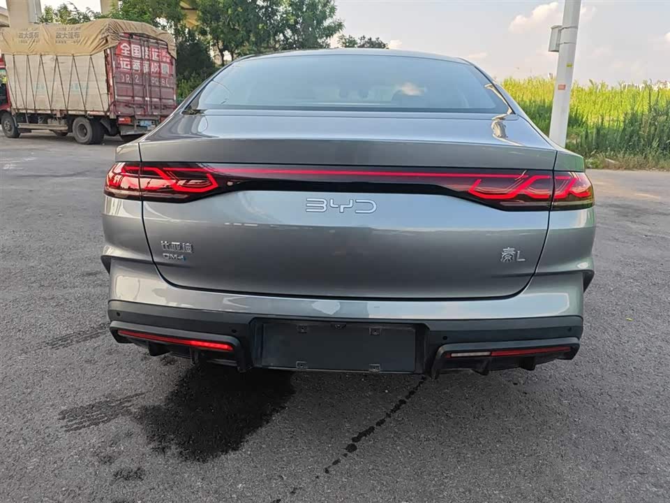 BYD Qin L BYD Qin L