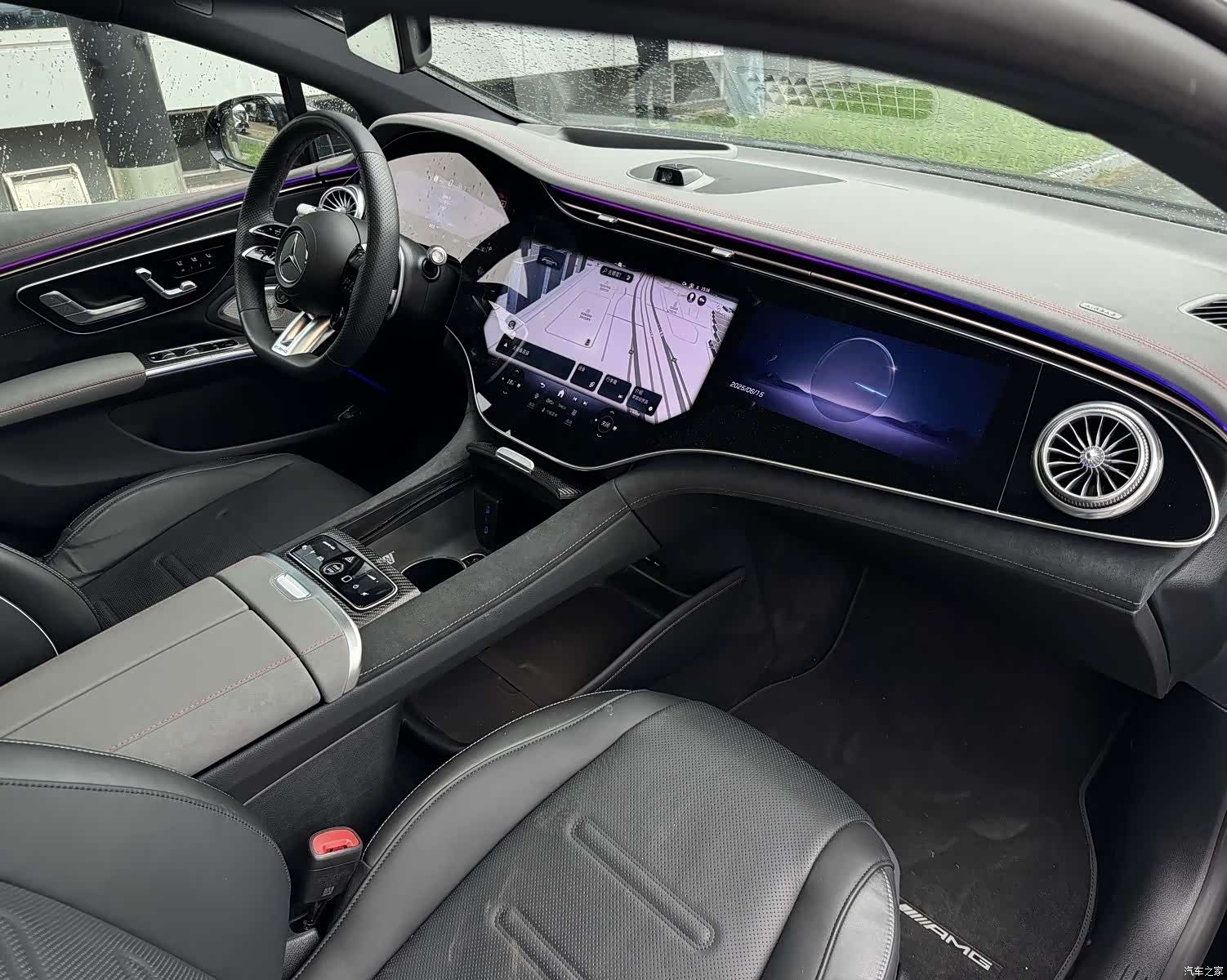 Mercedes-Benz EQS, 2025 10