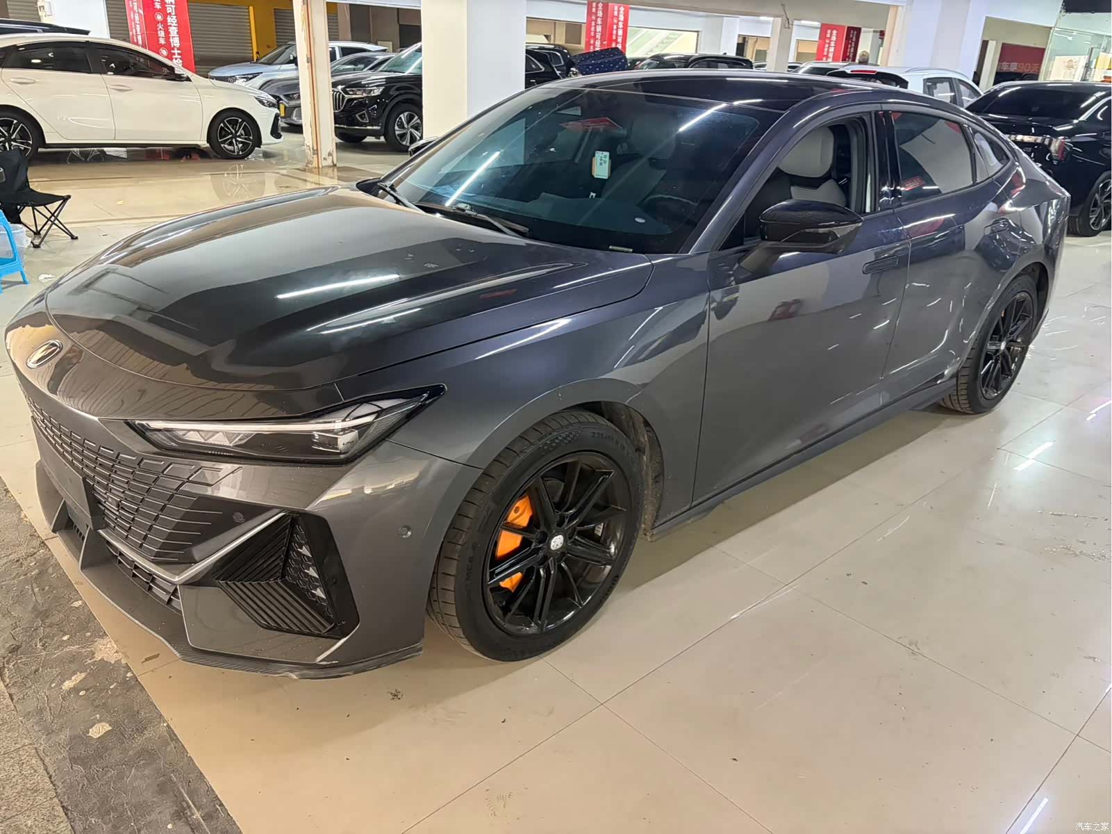 Changan UNI-V