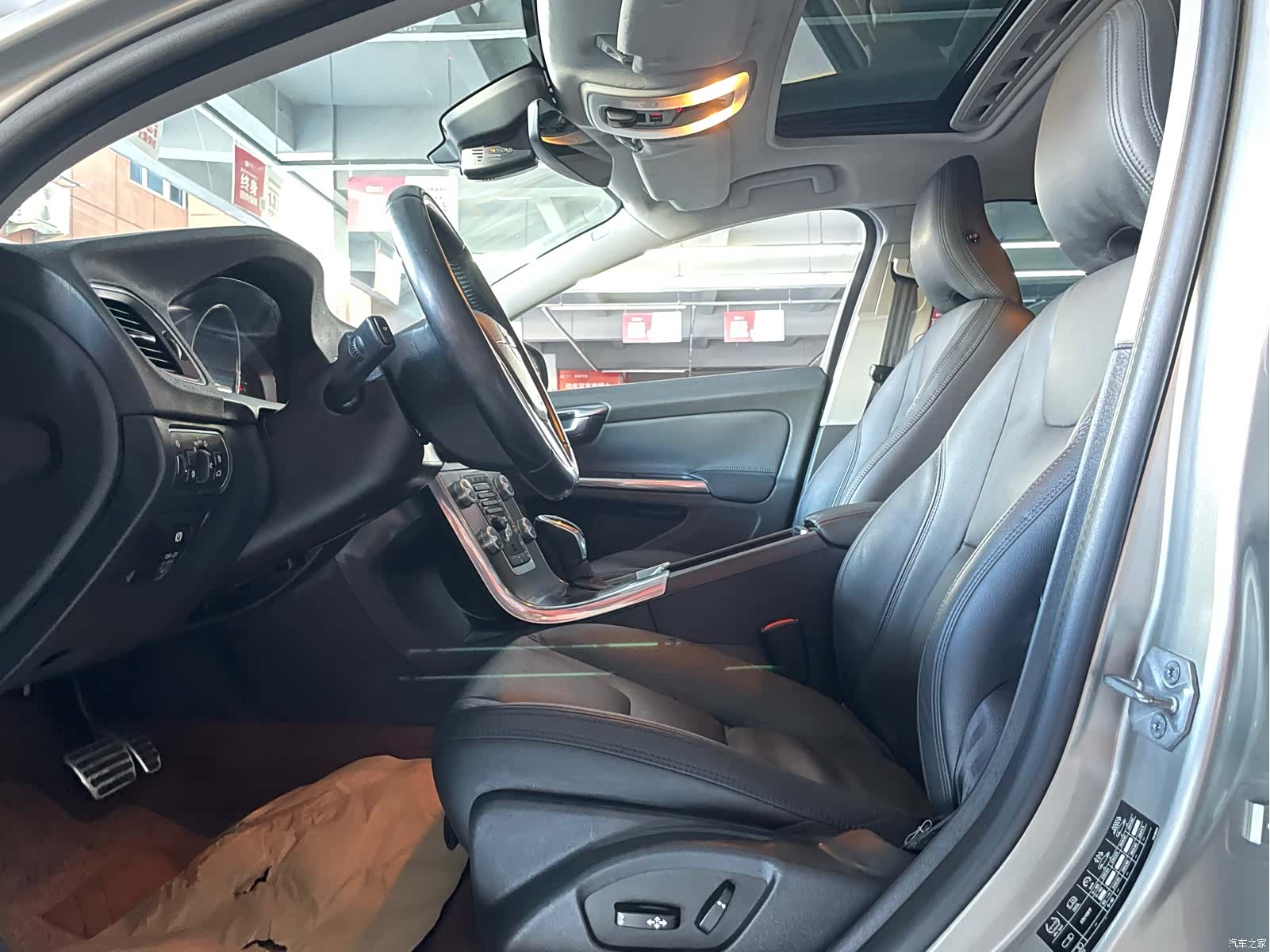 Volvo S60, 2015 4