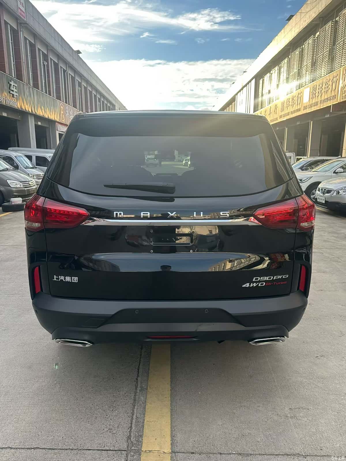 Maxus D90, 2020 4