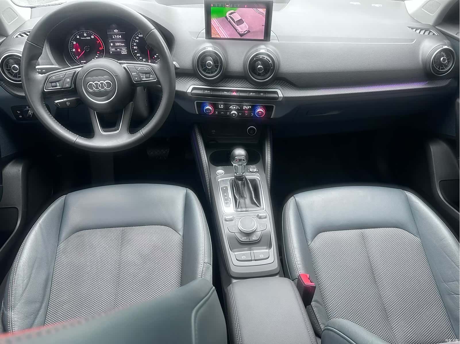 Audi Q2L, 2021 все фото