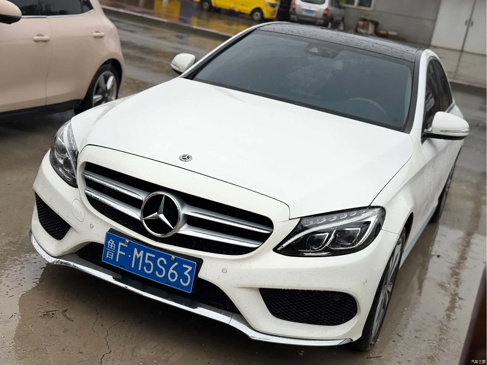 Mercedes-Benz C-Class